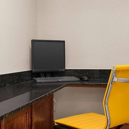 Days Inn By Wyndham Demopolis Екстериор снимка