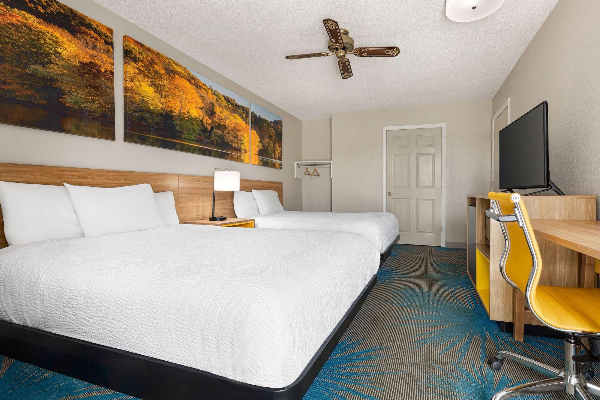 Days Inn By Wyndham Demopolis Екстериор снимка